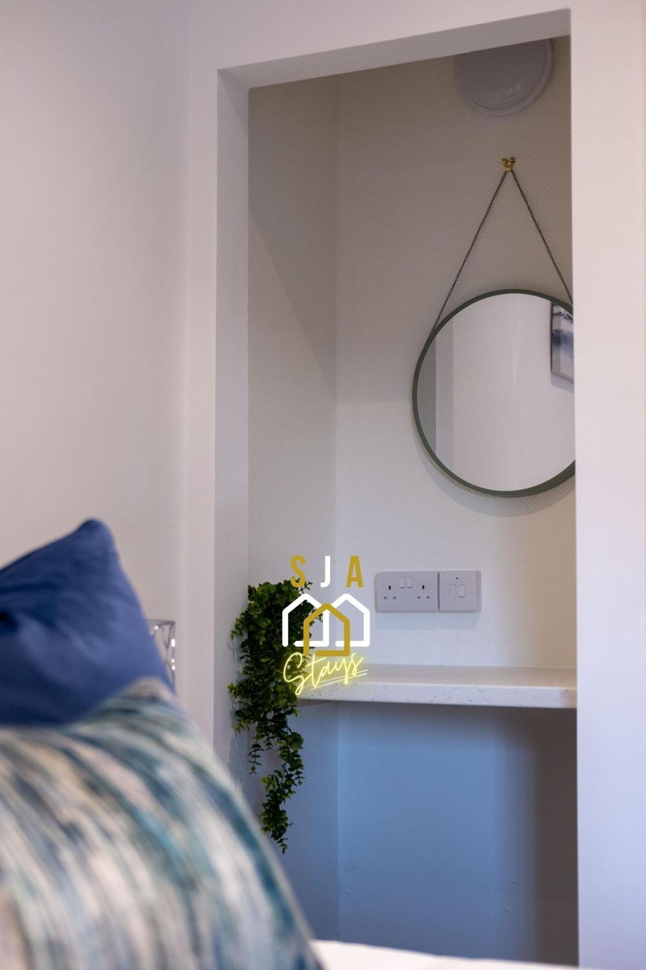 Holburn Hideaway - Sja Stays - Modern 2 Bed Apartment 阿伯丁 外观 照片