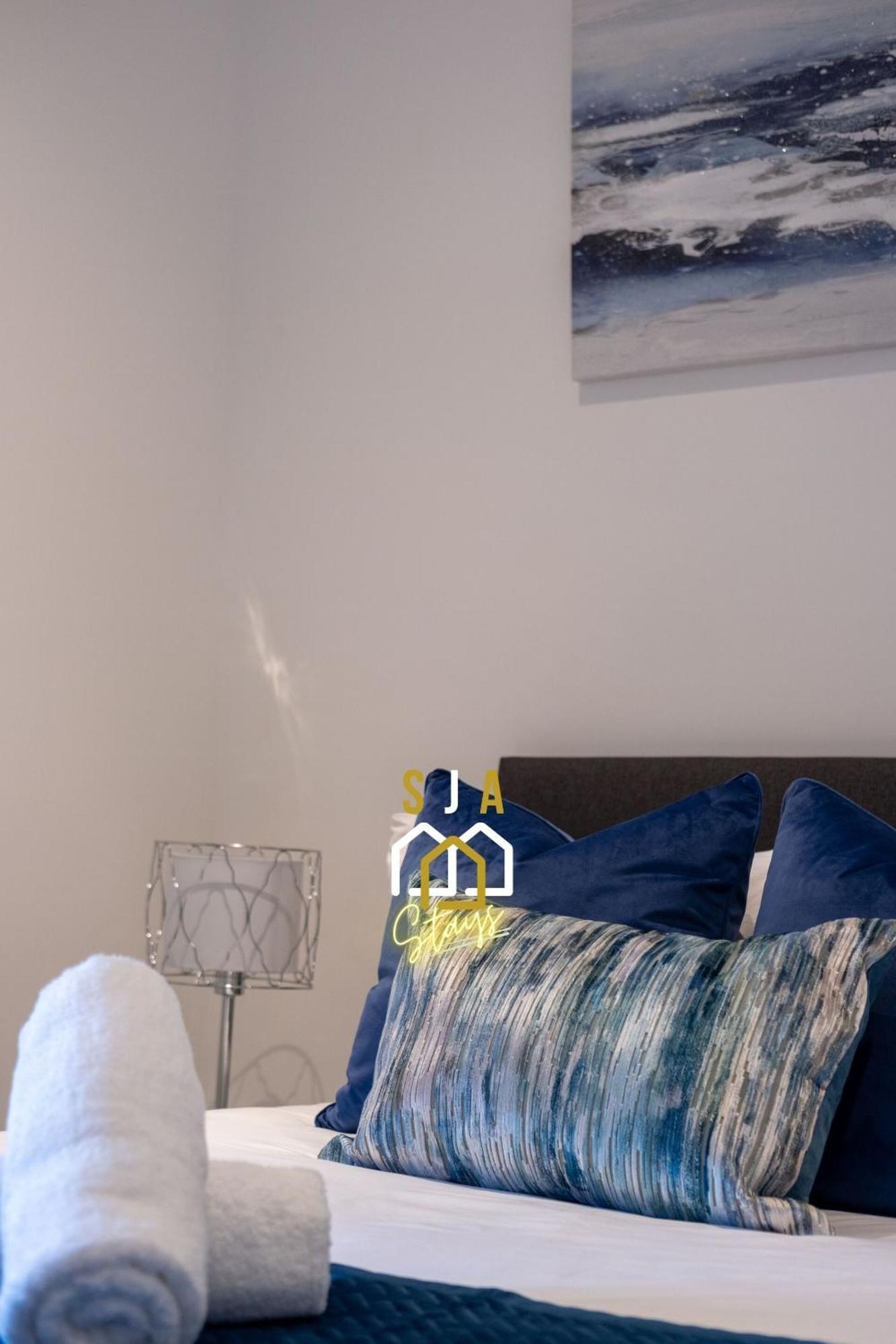 Holburn Hideaway - Sja Stays - Modern 2 Bed Apartment 阿伯丁 外观 照片
