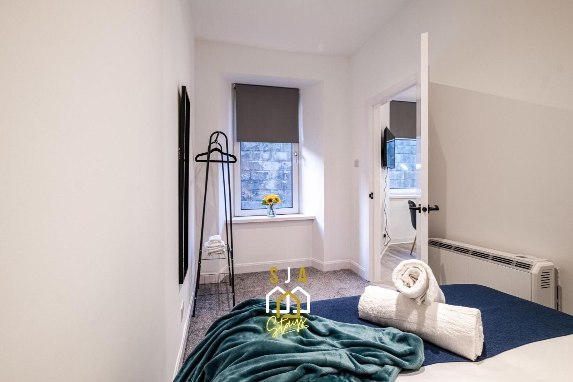 Holburn Hideaway - Sja Stays - Modern 2 Bed Apartment 阿伯丁 外观 照片